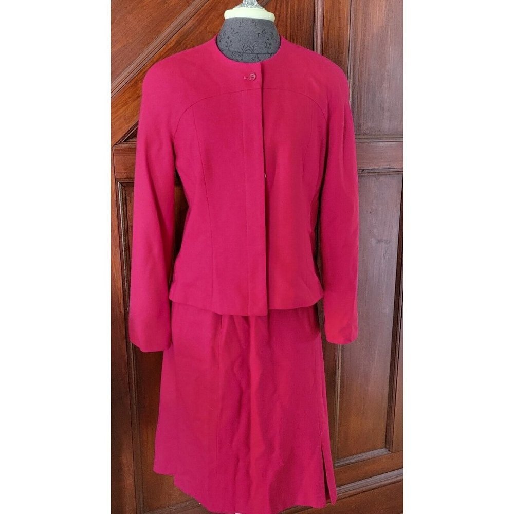 VINTAGE KIRKLAND HALL MAGENTA PINK WOOL BLAZER SKIRT SUIT SET size 10